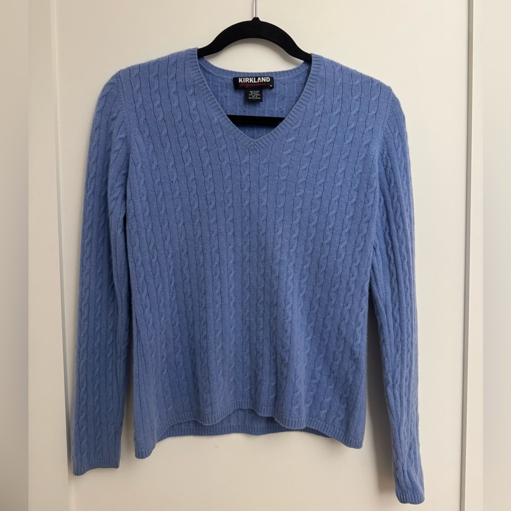 Kirkland Blue V Neck Cashmere Sweater M fits like S